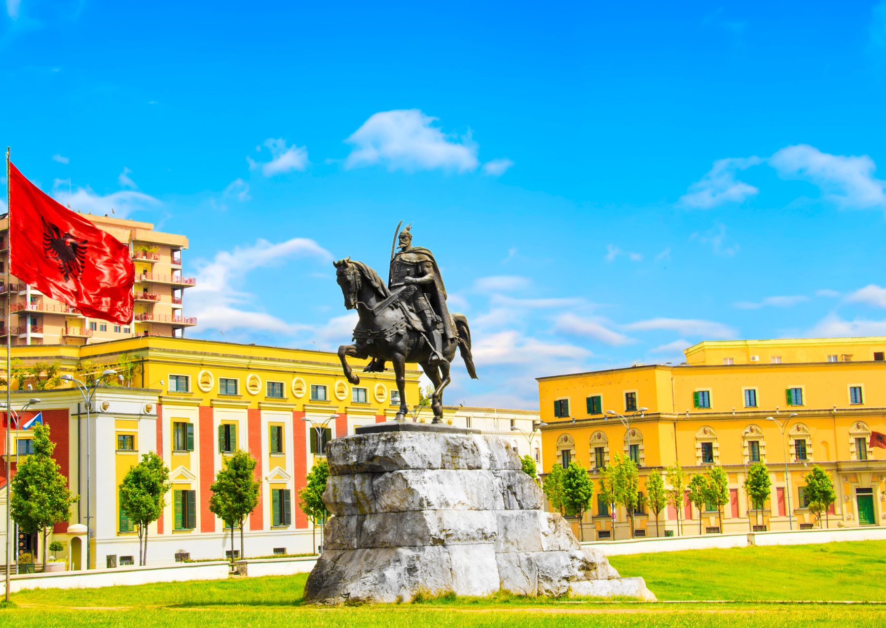 visite de Tirana capitale de l'Albanie