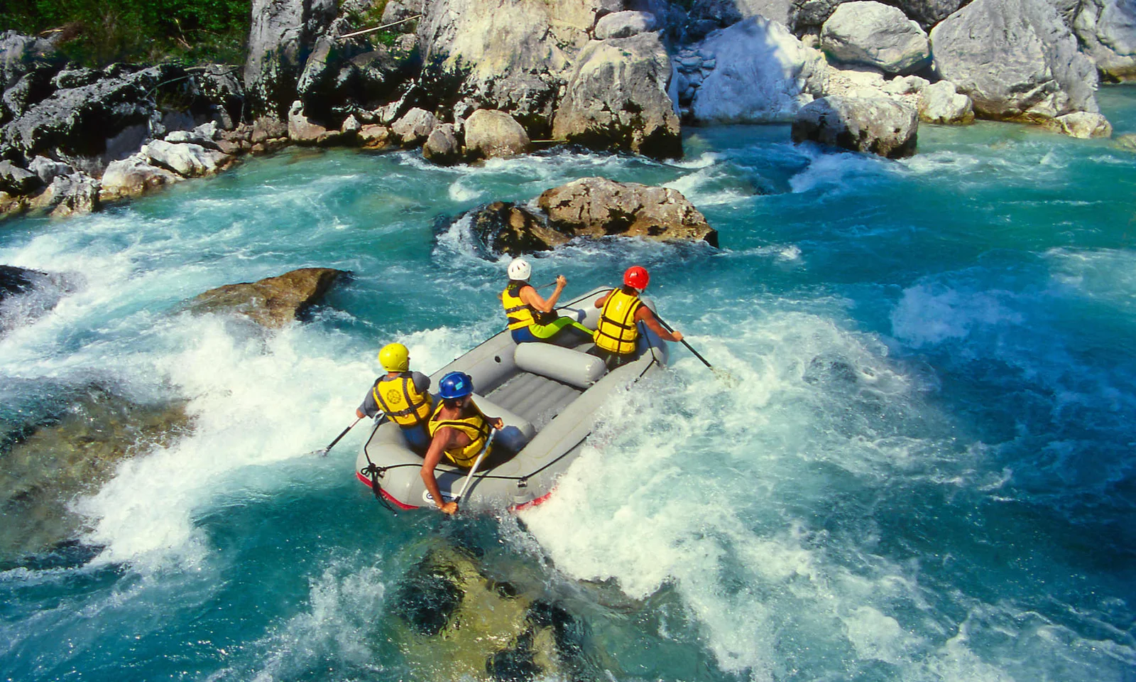 Rafting en Albanie : Descentes en eaux vives inoubliables